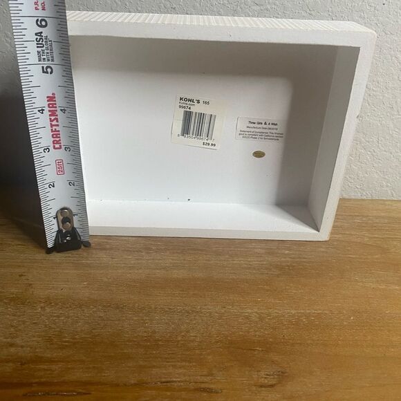 Tabletop Merry Christmas Farmhouse Red Truck 8x6x2 in Holiday Decor - Picture 8 of 8